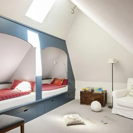 Urgemuetliche Reetdachkate Mit Grossem Kamin Und Sauna * Pommerby (Gelting)